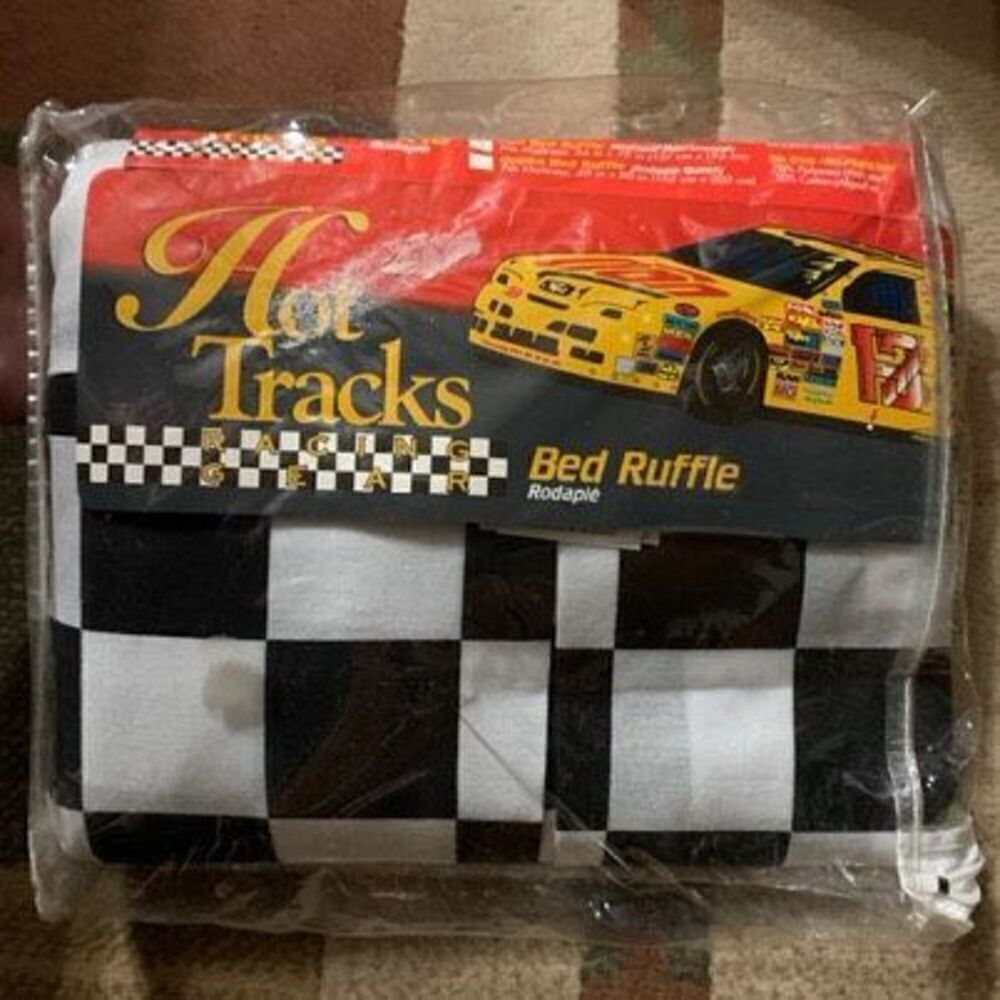 Hot Tracks Racing Gear Full Bed Ruffle *New*
